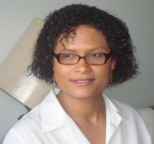 A AUTORA Jaqueline Gomes de Jesus é doutora em Psicologia Social, do Trabalho e das Organizações pela Universidade de Brasília UnB, pesquisadora do Laboratório de Trabalho, Diversidade e Identidade