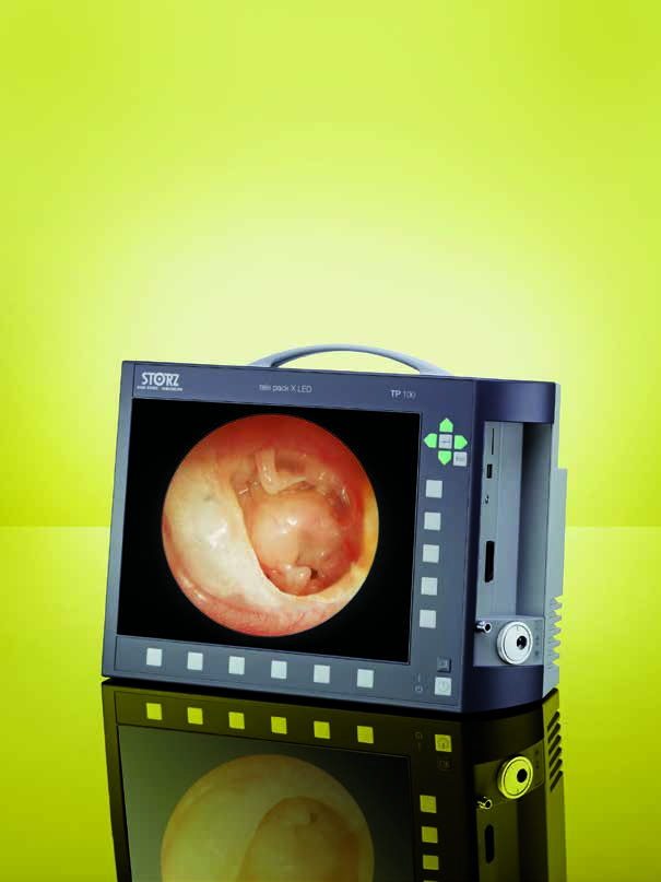 A sistema móvel all-in-one para a endoscopia rígida e flexível TELE PACK X LED Network A série TELE PACK é um sistema portátil que reúne monitor, fonte de luz, unidade de controle de câmera e