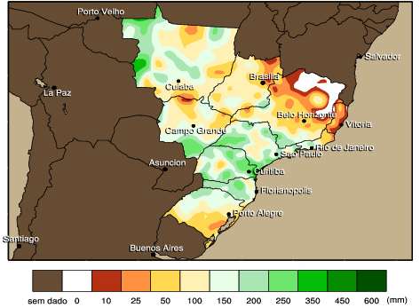 CONDIÇÕES CLIMÁTICAS Regime de chuvas em fevereiro e previsão para março Fevereiro: A primeira quinzena foi mais seca em comparação com o histórico da entressafra