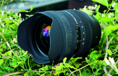 110 111 qualidade de em foco Canon EF-S 10-22 mm f/3.5-4.5 USM distorção franjas de cor em exteriores 26 Nikon AF-S DX 10-24 mm f/3.5-4.5g 32 Sigma 8-16 mm f/4.5-5.