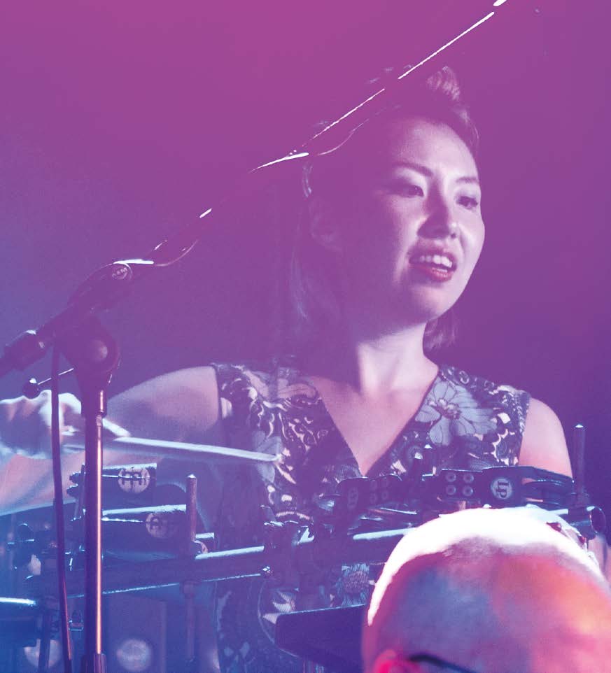 Ryoko Imai PERCUSSÃO 1983 Ryoko Imai PERCURSÃO - Nasceu no Japão, viveu em Amesterdão e mudou-se recentemente para Portugal mas trabalha em todo o mundo, sendo conhecida como uma muti-percussionista