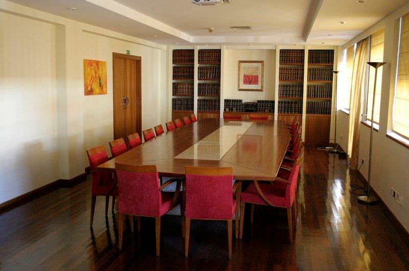 Actividade do Conselho Reuniões Plenárias Durante o ano de 2014, o Conselho Distrital de Lisboa realizou 15 reuniões plenárias, no âmbito das quais foram objecto de análise e de discussão vários