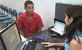 25/11/2013-639 15:13 Esta semana o município de Linhares oferece 124 vagas de emprego.