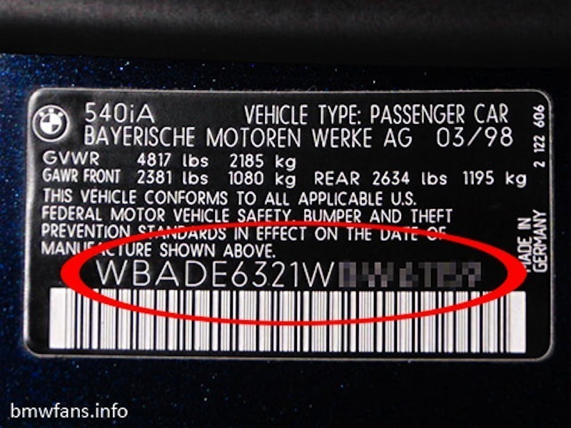 Passo 1 Sistema de telefone BMW Bluetooth Hands-Free O primeiro passo para qualquer actualização BMW é para determinar alguns detalhes da linha de base.