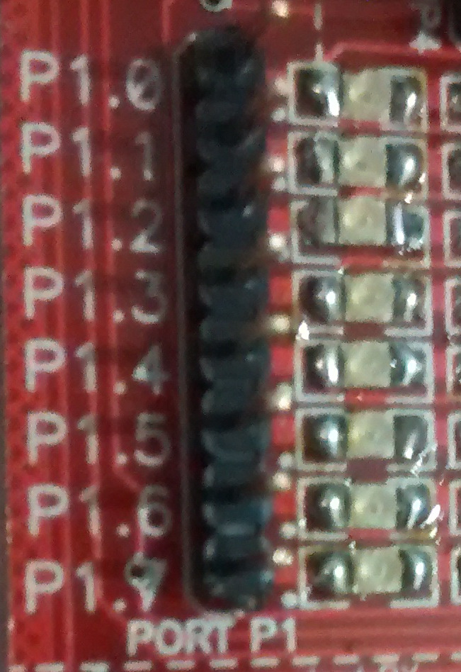 Abaixo segue a foto da Placa completa Gravador AT89C51ED2-LP-RE2: Foto Ilustrativa do Gravador AT89C51ED2 LP RE2 completo Acesso aos pinos do microcontrolador: Os pinos de I/O são ligados diretamente