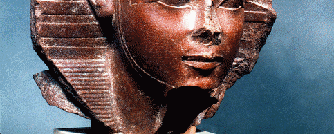 O Egito da XVIII dinastia Expulsão dos invasores hicsos; Supremacia da cidade de Tebas; Crescimento do culto a