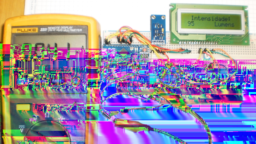 Consumo de carga da bateria Conclusão Com este simples projeto realizamos a integração entre o sensor de luminosidade, o Arduino Micro e o display de LCD.