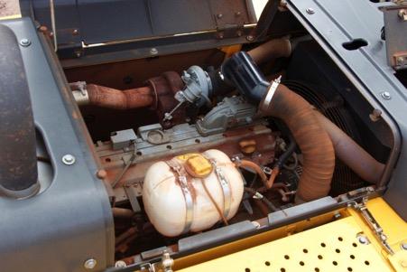 Facilidade de manutenção Compartimento do motor LG6225E HYUNDAI R220LC-9S DOOSAN DX225LCA Acesso ao compartimento do motor ++ +++ +++ Devido ao modo de abertura do