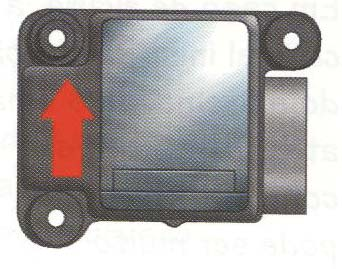 Componentes do sistema A central eletrônica de comando do airbag normalmente instalada no console central do veícuio, e firmemente fixada ao assoalho.