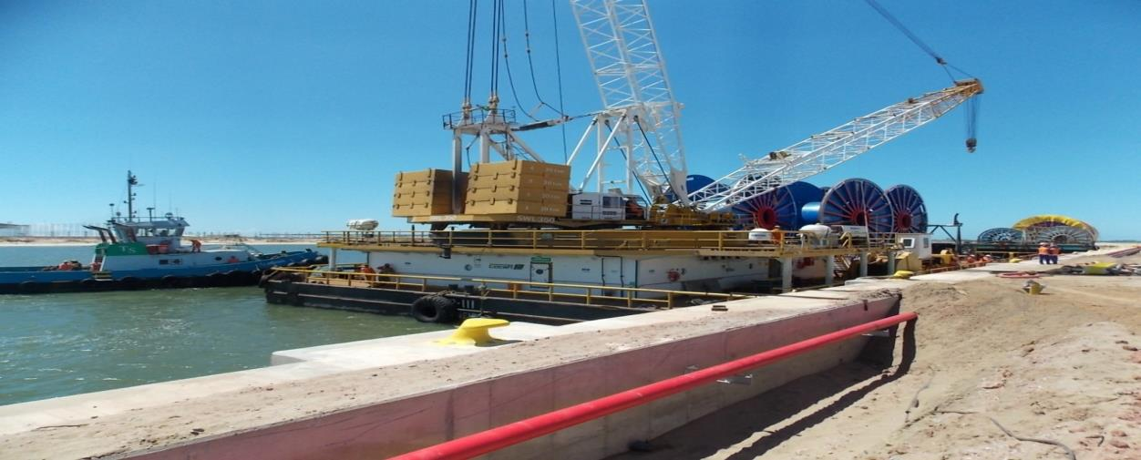 Porto pronto para Operar Operação: Recebimento de produtos através de embarcações Clientes já operando VANTAGENS COMPETITIVAS Autoridade Portuária no complexo
