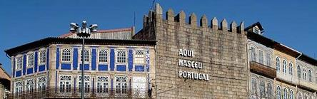 Guimarães é uma das mais importantes cidades históricas do país, sendo o seu centro histórico considerado Património Cultural da Humanidade.