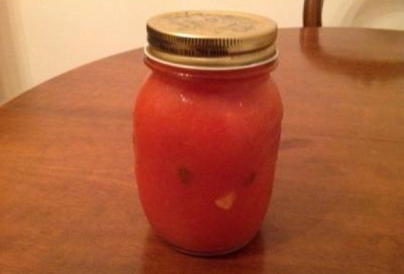 Molho de tomate caseiro Bife a Parmegiana da Lú Tempo de preparação: 10 Minutos Tempo de cozimento: 30 Minutos 2 Unidades de bife contrafilé sem gordura 3 Colher (es) de sopa