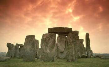 Inglaterra, Stonehenge RAZÕES DA INSCRIÇÃO NA LPM: O monumento em si, datado de 3000-1500 AC, é conhecido pelo famoso círculo de pedra préhistórico; A forma