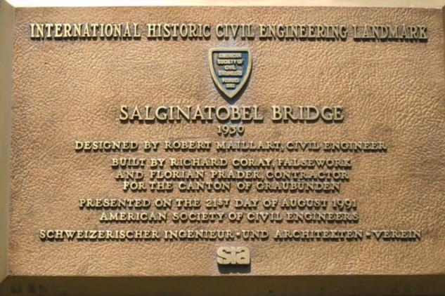 Salginatobelbrücke Sistema Estrutural Arco tri-articulado Função Ponte rodoviária Localização Sobre o vale Salgina, próximo a