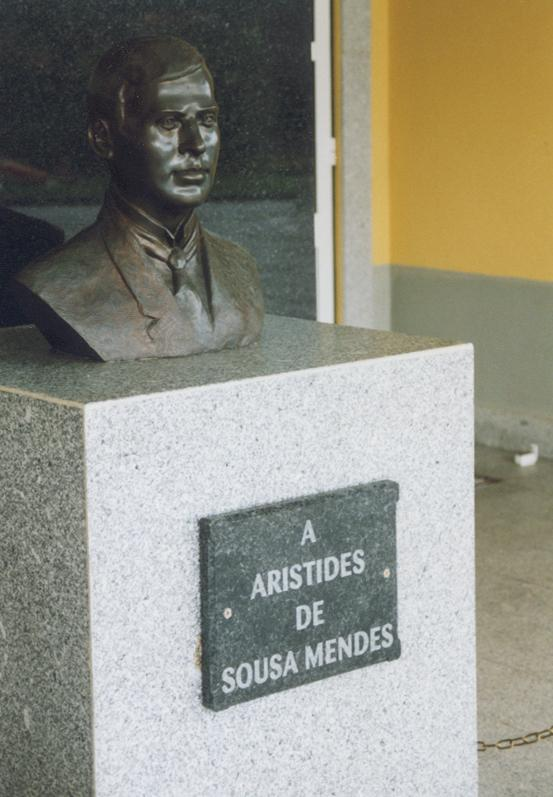 Busto - Homenagem a Aristides de Sousa Mendes