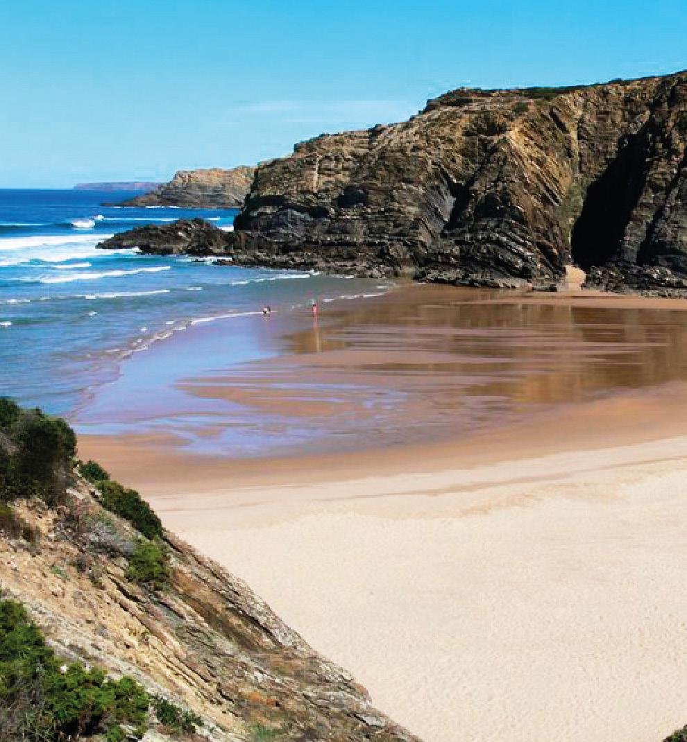 PRAIA DO CARVALHAL A 25 Km do Zmar. Segue em direcção a S. Teotónio Direcção Lagos/Odeceixe Vira para Azenha do Mar Vira para Carvalhal.