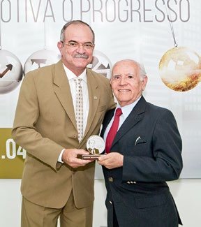 Gestão Institucional Medalha Mérito Contábil Luiz Pessoa da Silva concedida a um profissional da contabilidade do estado, que tenha contribuído para a elevação da classe contábil pernambucana.