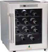 Garrafa não incluída. Garrafa não incluída. 07008 Refrigerador para vinho Refrigerador específico para garrafas de vinho.