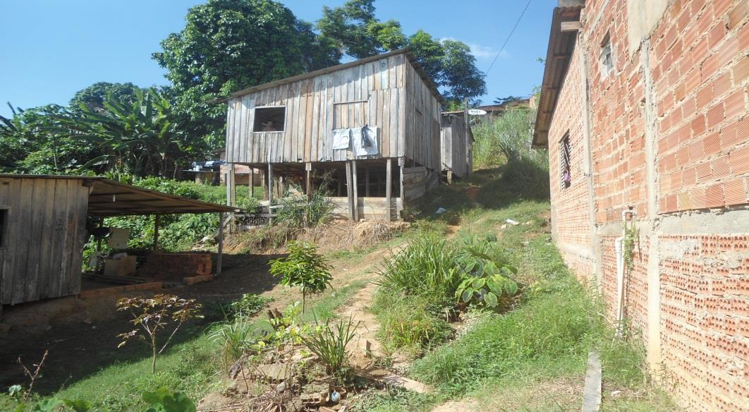 3 O surgimento das áreas com moradias subnormais em Porto Velho, sobre terrenos instáveis que apresentam problemas de alagamentos, enchentes e inundações e também em encostas e bordas de canais com