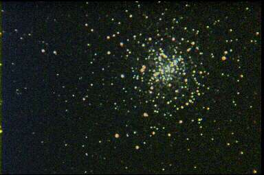 Outros objetos interessantes 23 Messier 4 (NGC 6121): aglomerado globular vermelho