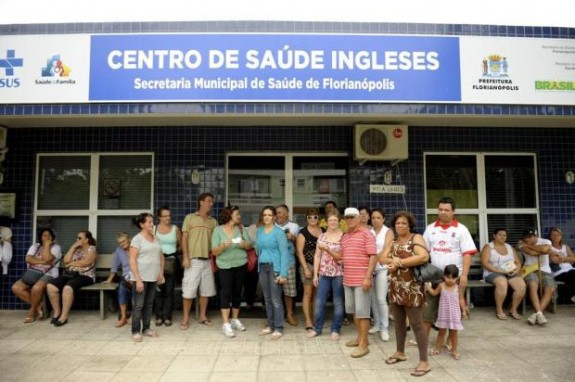PASSO 1 Reconhecer sua importância 1-2% brasileiros 130 000 PCE (IBGE, 2014) 2014 Katia Lin A epilepsia é a