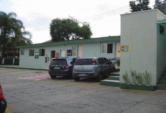 fls. 214 Foto n 03: Vista geral do prédio de uso administrativo.