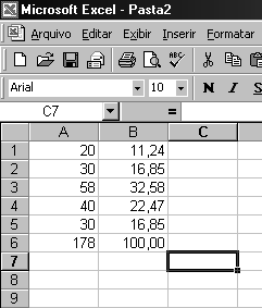 Cópia da fórmula para as outras caselas - clique o mouse sobre a célula que será copiada; - segure o mouse sobre o quadradinho do lado direito na base do retângulo; - segure e arraste o mouse até a