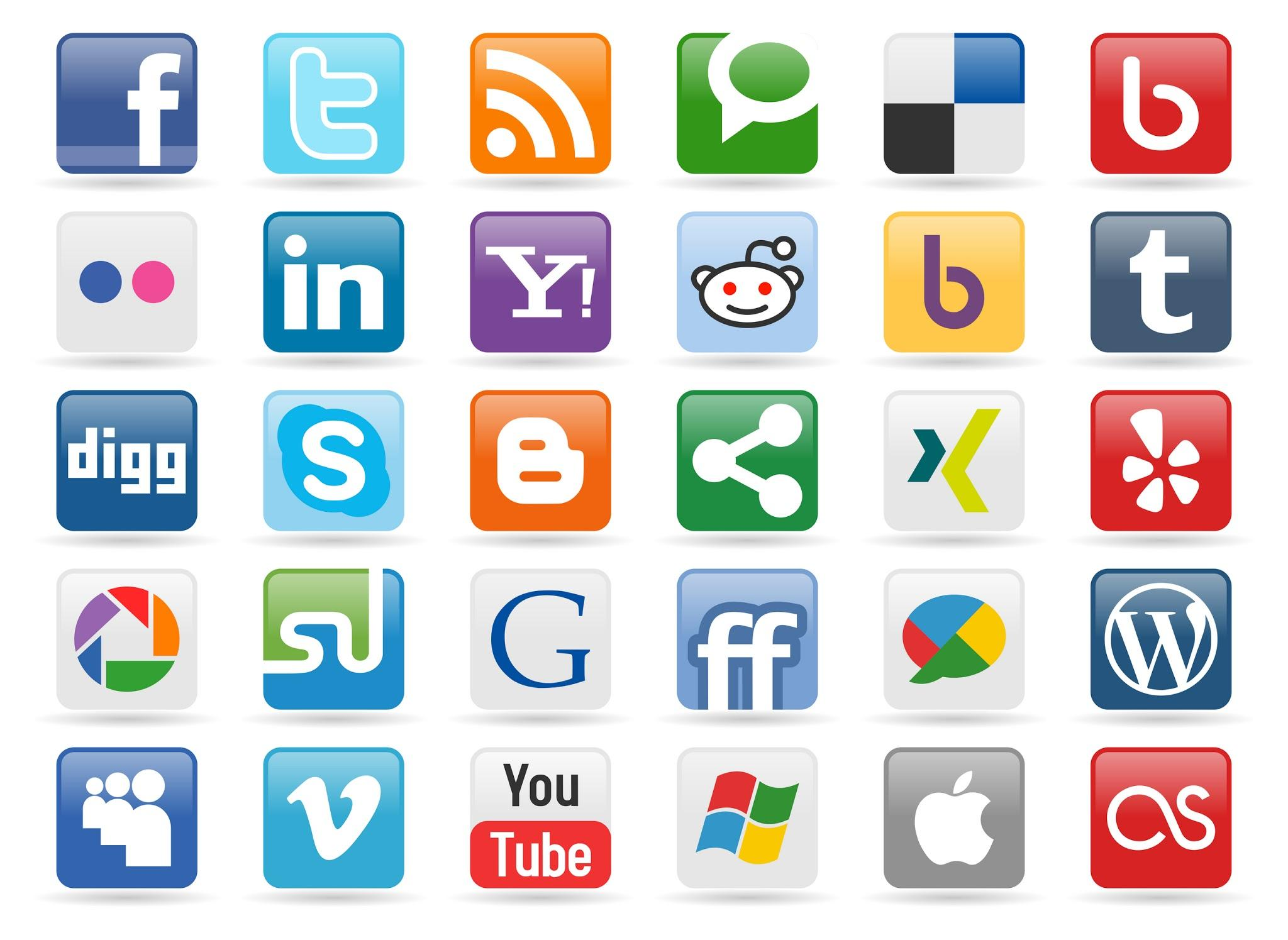 Examples of Social Media Sites Exemplos de Mídias Sociais Facebook Google+ Instagram SnapChat Youtube Twitter LinkedIn