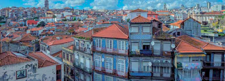 134 ASPETOS GERAIS REABILITAÇÃO DE PAREDES ANTIGAS De acordo com a informação divulgada no relatório do Censo 2011, existem em Portugal cerca de 900.000 edifícios construídos em data anterior a 1960.