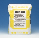 Para uma dosagem de 350-450 kg de MAPECEM para cada m 3 de inertes o consumo será de 3,5-4,5 kg/m 2 para cada cm de espessura. Limpeza As ferramentas limpam-se com água abundante. Côr Cinzento.