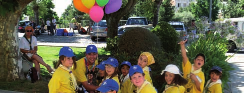 Desenvolvimento Social Dimensão da personalidade: a integração social Trilhos Educativos: Exercer activamente cidadania [direitos e deveres; tolerância social; intervenção social] Solidariedade e