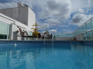HOSPEDAGENS - Pacote 9 Hotel embaixador - Hotel com piscina, sauna, academia, sala de massagem, etc.