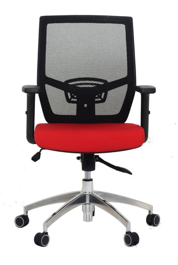 Assento com regulagem horizontal. *A-syncron: Movimento de inclinação independente do assento e do encosto.