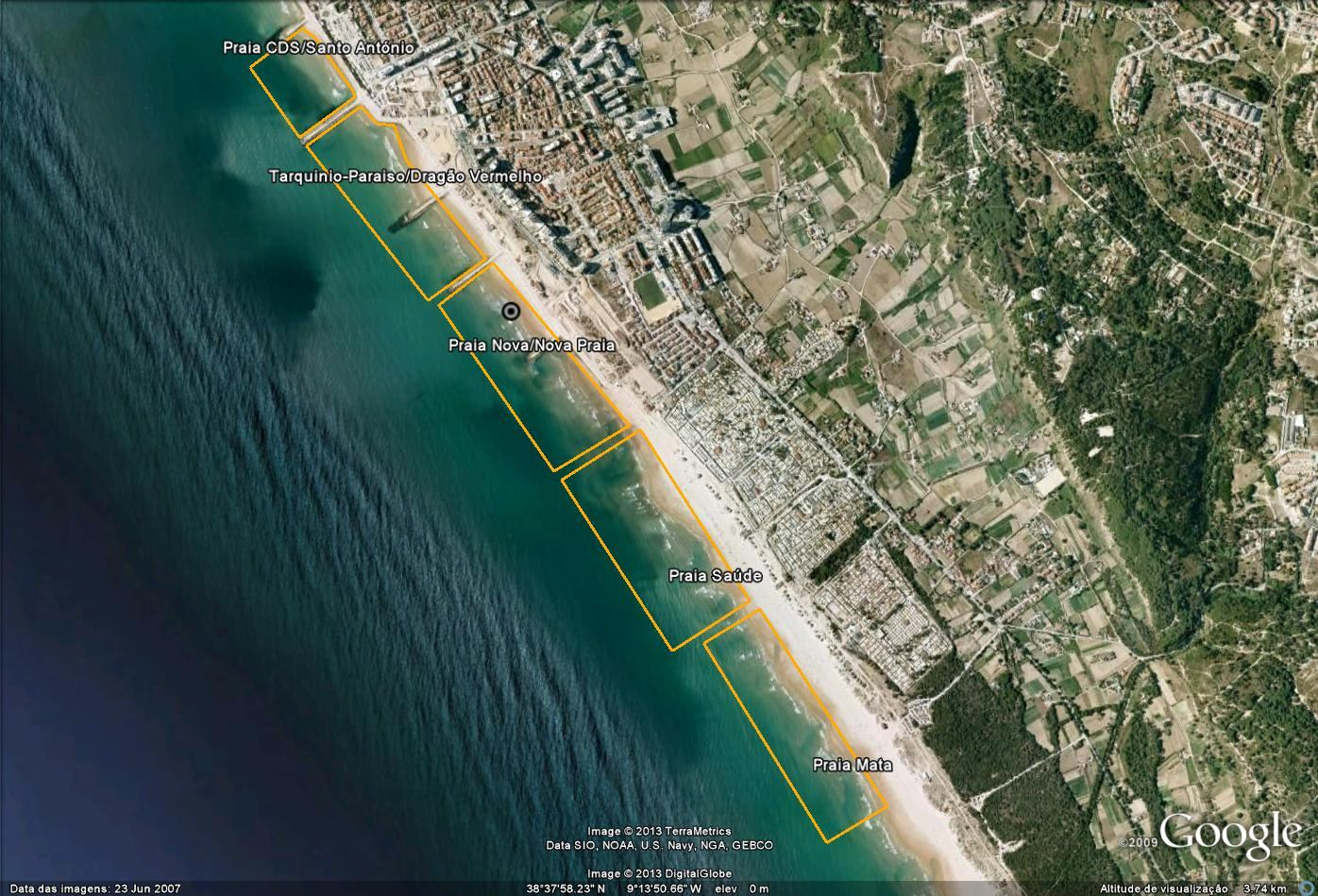 Delimitação da Água Balnear e Localização do Ponto de Monitorização Coordenadas do Ponto de Monitorização*: Frente ao apoio de praia da Praia Nova. Latitude 38,637241º; Longitude -9,235855º.