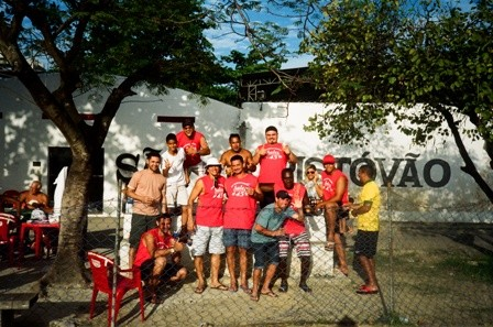 das duas festas e a seus sócios pela animação e pelo clima de amizade