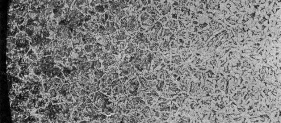 Camada cementada: 30 mm Micrografia de camada cementada, conseguida após 4 horas