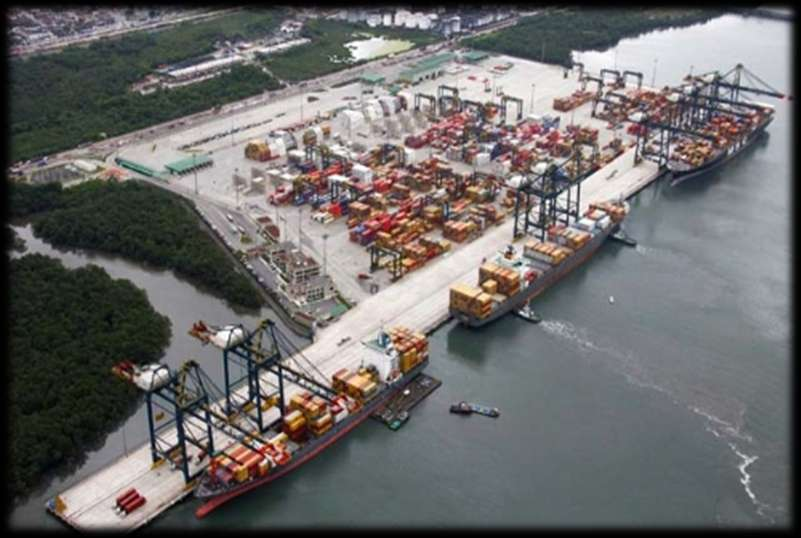 Brasil Terminal Portuário DADOS OPERACIONAIS Comprimento do cais: 1.108 m Berços de atracação: 3 a 4 un Navio de projeto Samsung: 9.