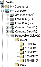 Copiar imagens para o computador Desligar a ligação USB Execute previamente os procedimentos abaixo quando: Desligar o cabo USB dedicado Retirar um Memory Stick Duo Introduzir um Memory Stick Duo na