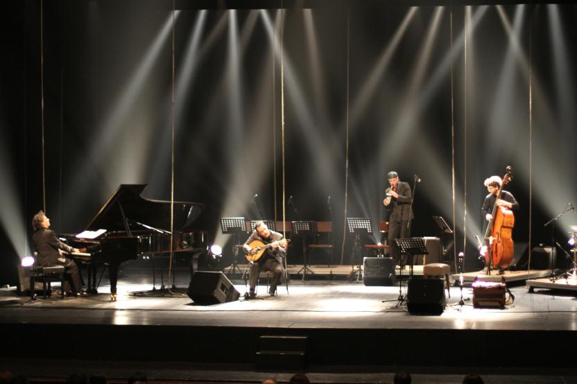CORDIS & Convidados Concerto de Apresentação do DVD nov 2013 Depois de diversos espetáculos nos mais diferentes palcos, destacando-se, em 2014, o Centro Cultural de Cascais, o Cine-Teatro de