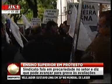 protestam contra cortes no Ensino Superior http:www.pt.cision.