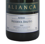 Aliança, Reserva, Bruto Branco 2010 DO Bairrada 5-10 Aliança Vinhos de Portugal Lote com Bical. Amarelo claro e citrino.