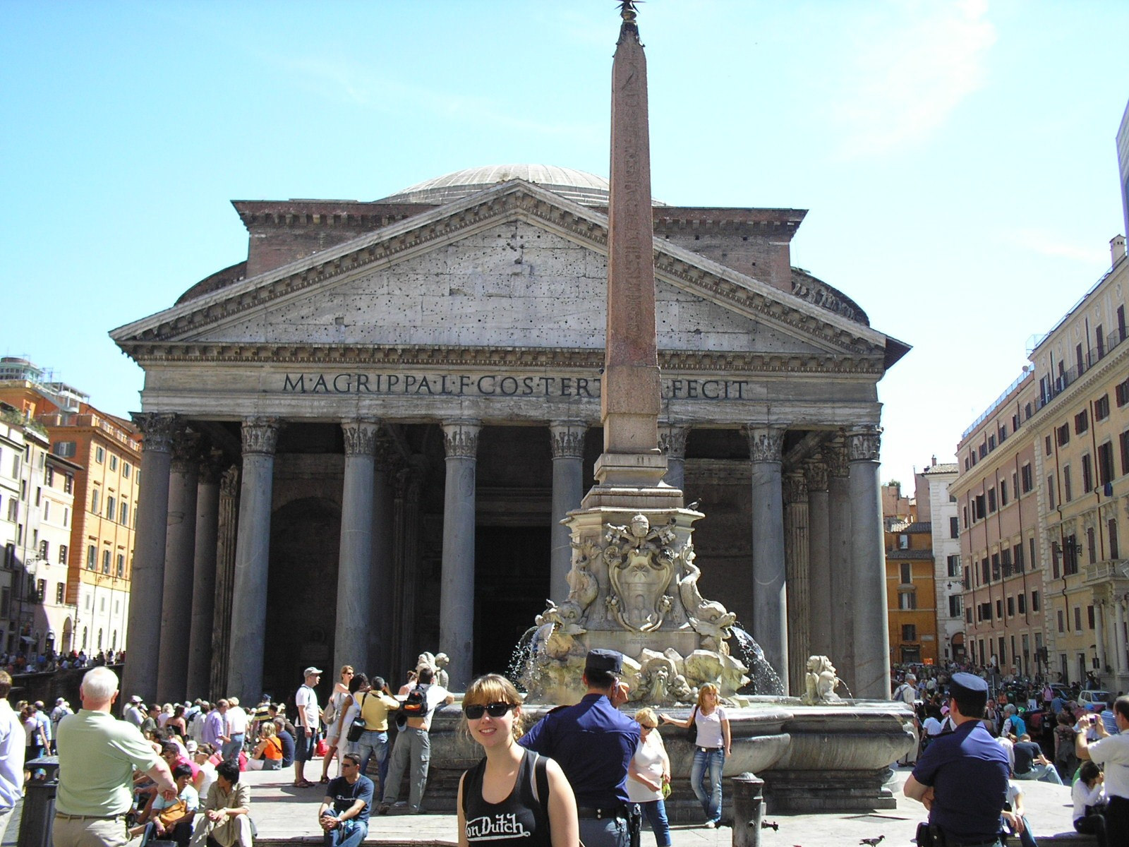 Arquitetura romana:pantheon O Pantheon original foi co