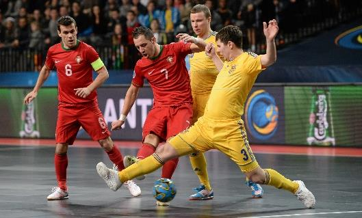Cumprida a qualificação na Sérvia (com um pleno de triunfos), Portugal rumou para Antuérpia para ultrapassar a primeira fase (vitória diante da Holanda, por 5-0 e empate a quatro bolas com a Rússia),