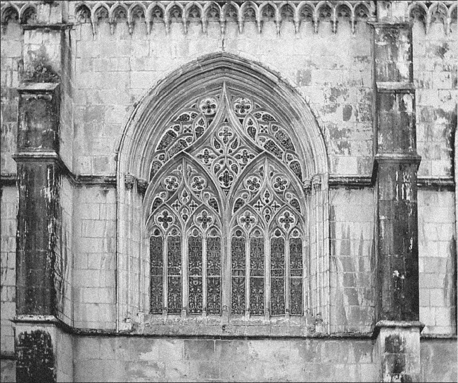 Fig.11 Pormenor de uma das janelas do Mosteiro da