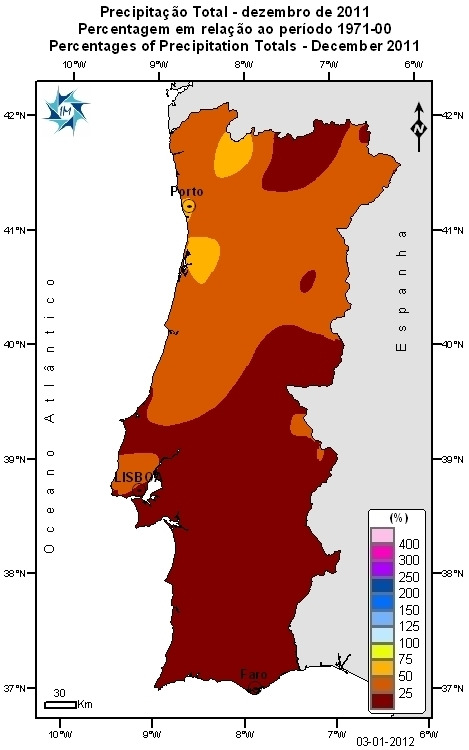 Os valores mensais da quantidade de precipitação em dezembro variaram entre 3.5mm em Martim Longo e 152.9mm em Portelinha (Figura 4).