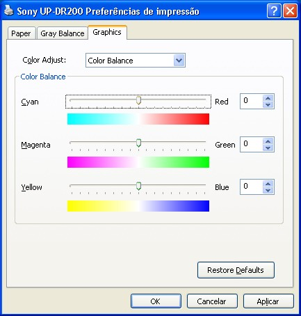 No campo Color Adjust: selecione a opção Color Balance e