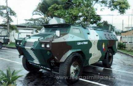 Após o desaparecimento da ENGESA, nos anos 90,os próprios Colombianos tentaram de alguma maneira desenvolver projetos nacionais inspirados nos blindados brasileiros, como o 6x6 EL ZIPA, versão