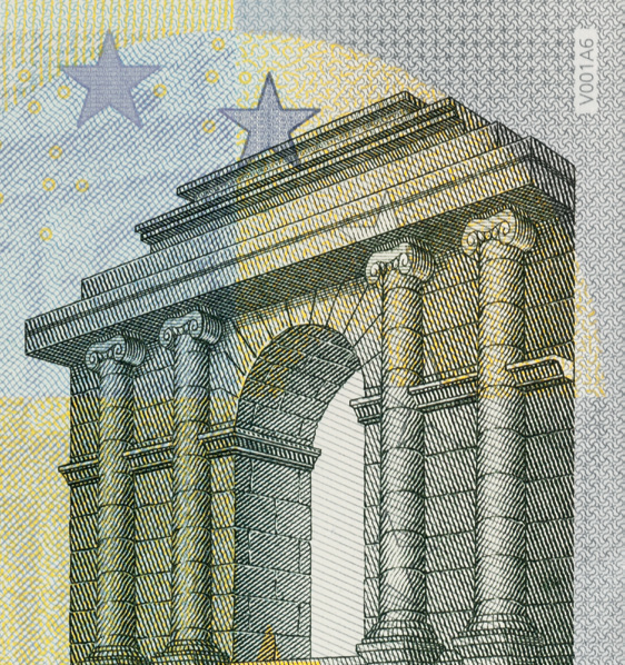 Banda iridescente no verso das notas de, 0 e 0 Vê-se uma banda dourada, que exibe os algarismos representativos do valor da nota e o símbolo do euro ().