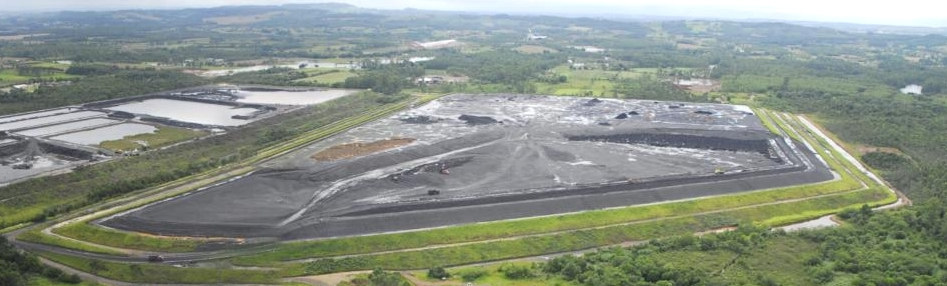 11 Tabela 4. Características de alguns depósitos de rejeitos de carvão na região sul do Brasil.