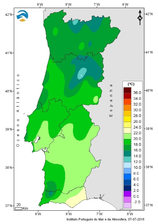 território, exceto no sotavento algarvio onde foram superiores. Na 1ª década os desvios variaram entre +1.4 C em Alcobaça e +3.3 C em Faro. Na 2ª década os desvios variaram entre -2.